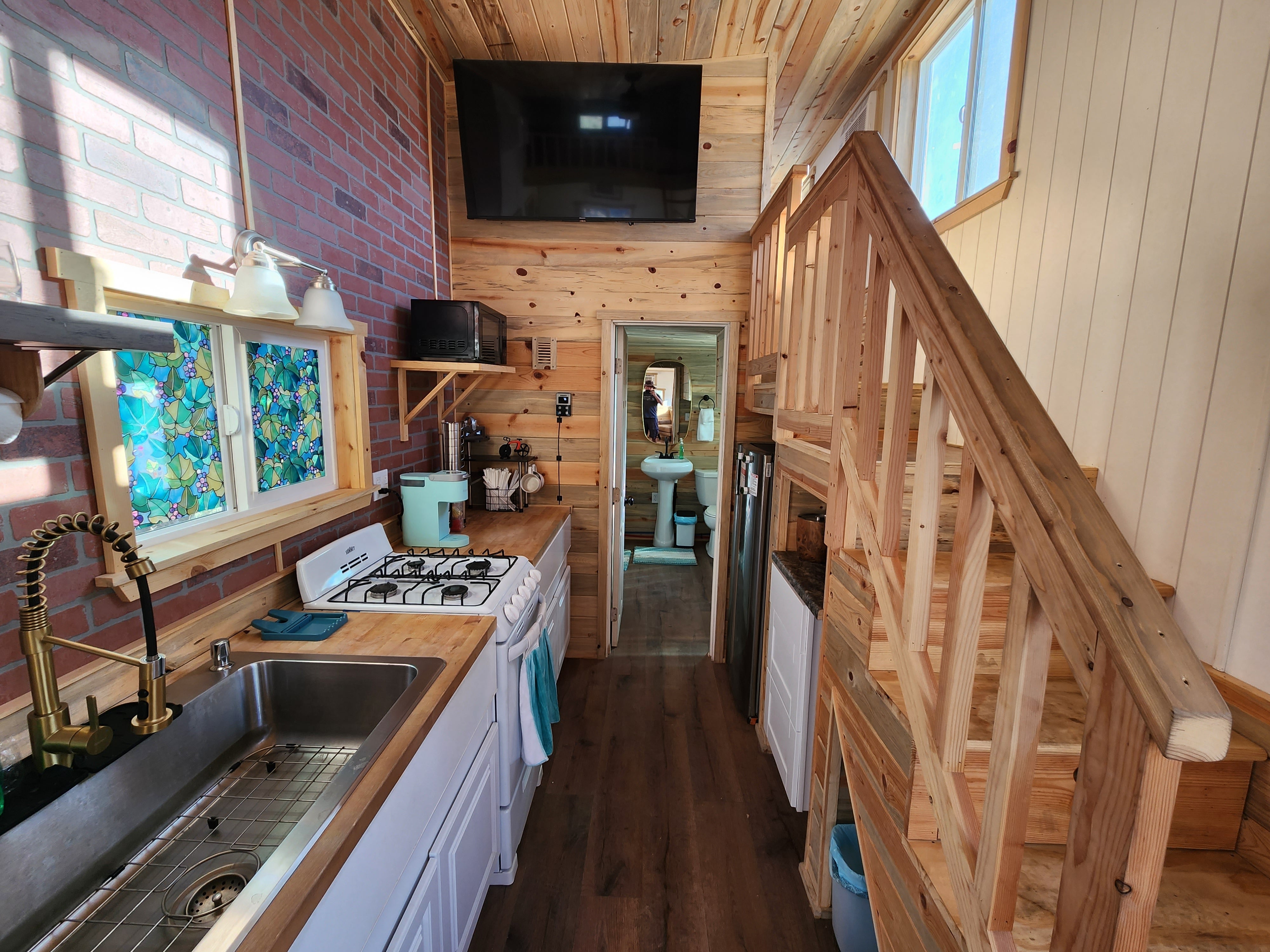 Tiny Home, close to Death Valley