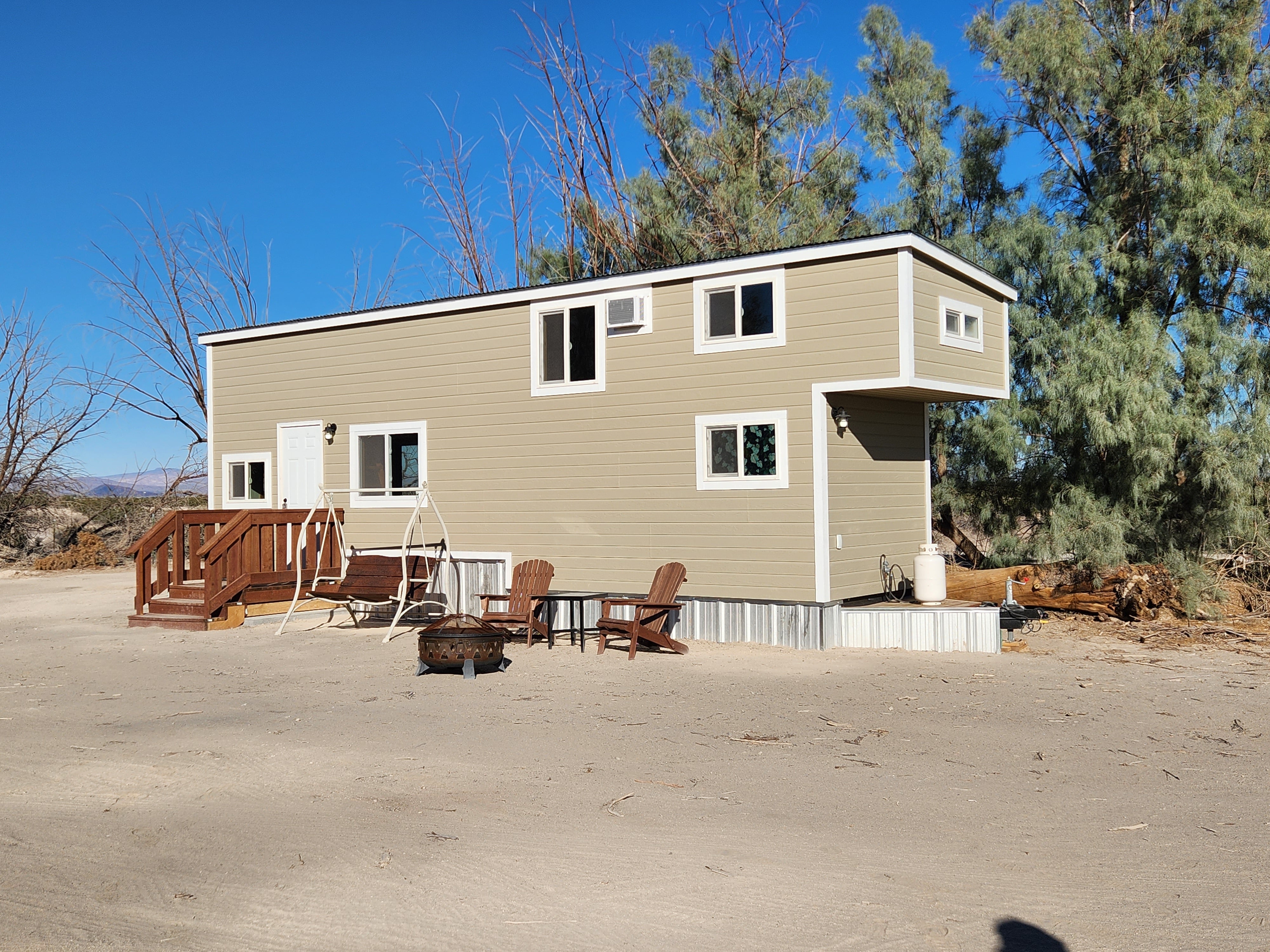 Tiny Home, close to Death Valley