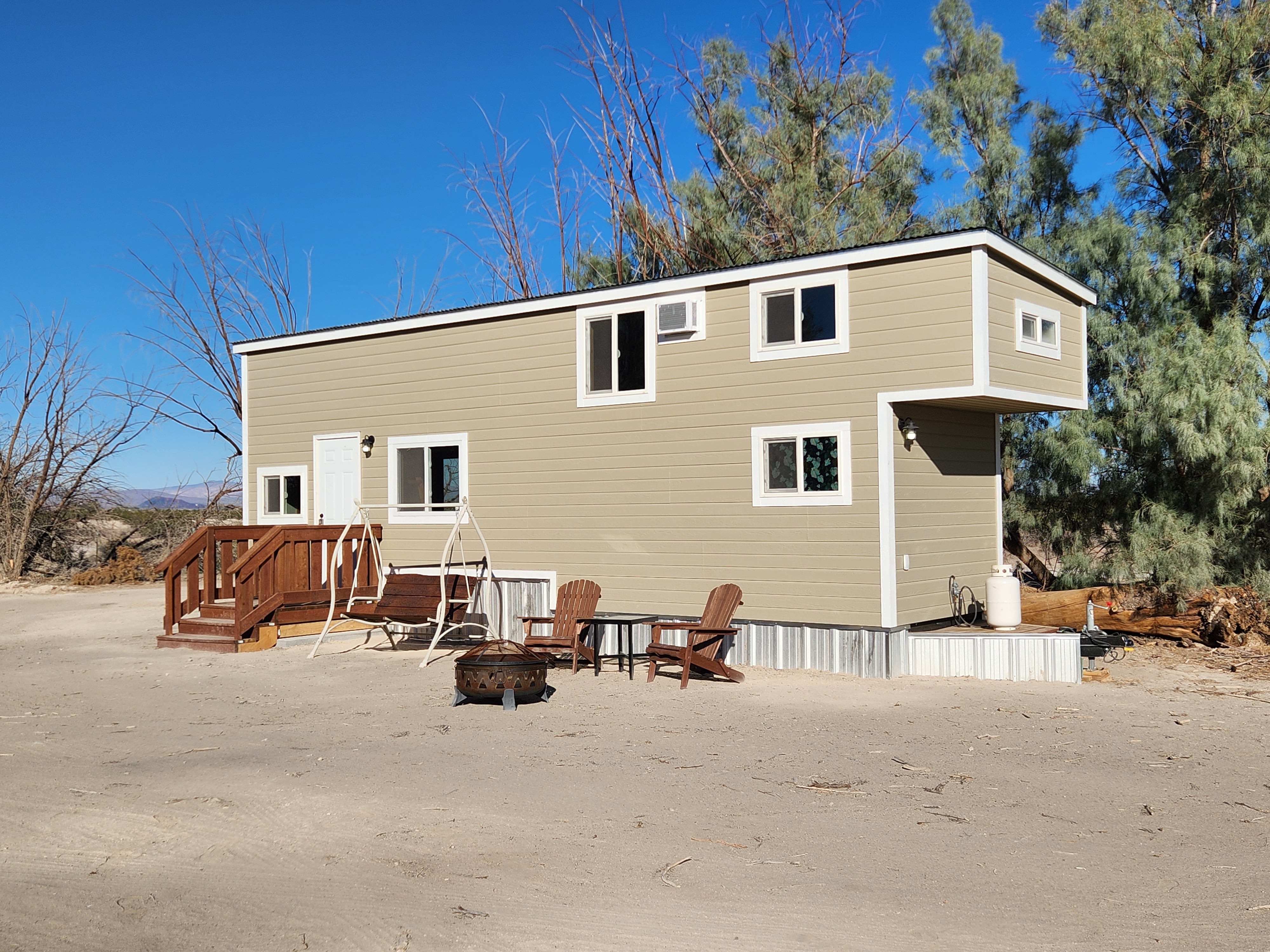 Tiny Home, close to Death Valley