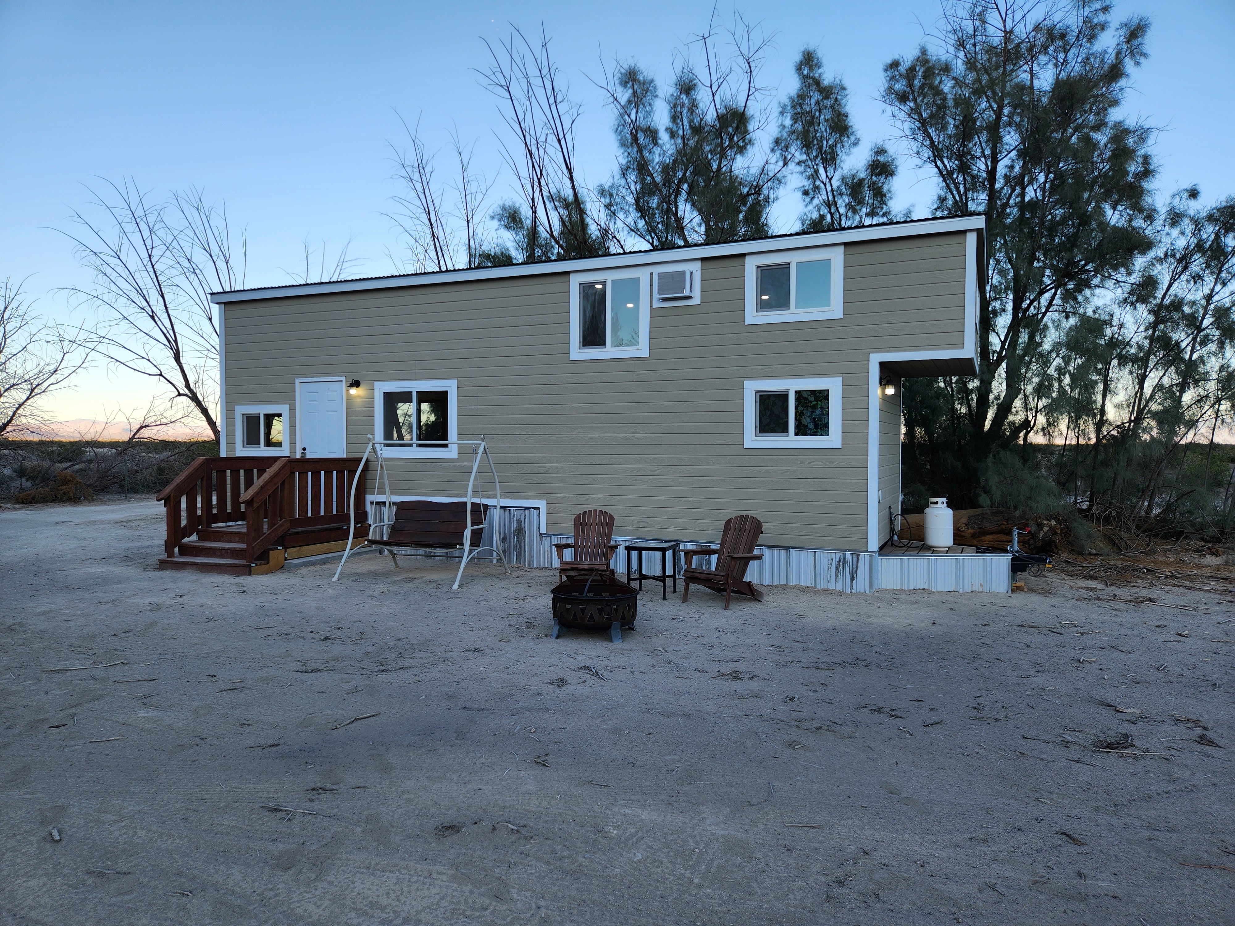 Tiny Home, close to Death Valley