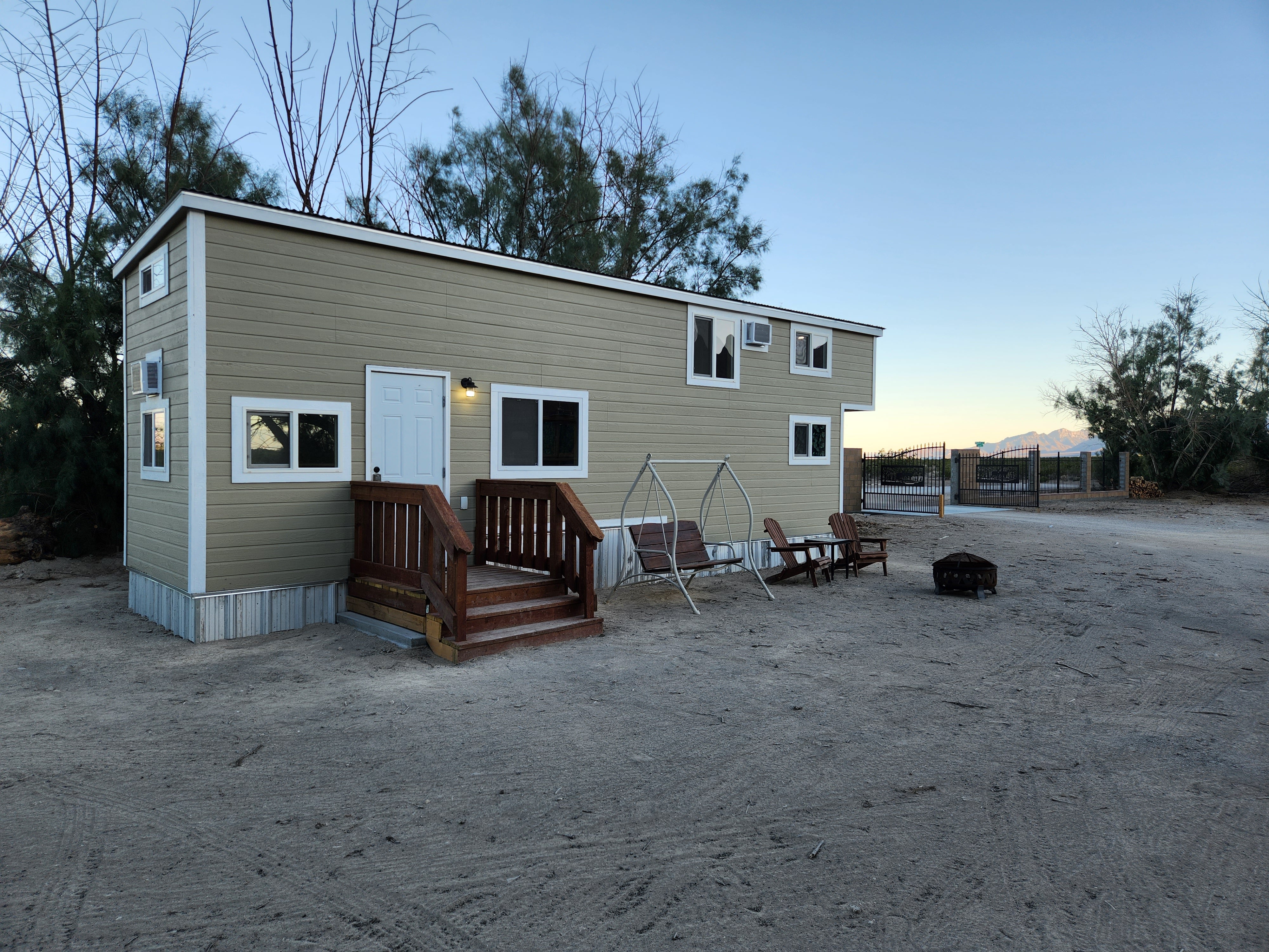 Tiny Home, close to Death Valley