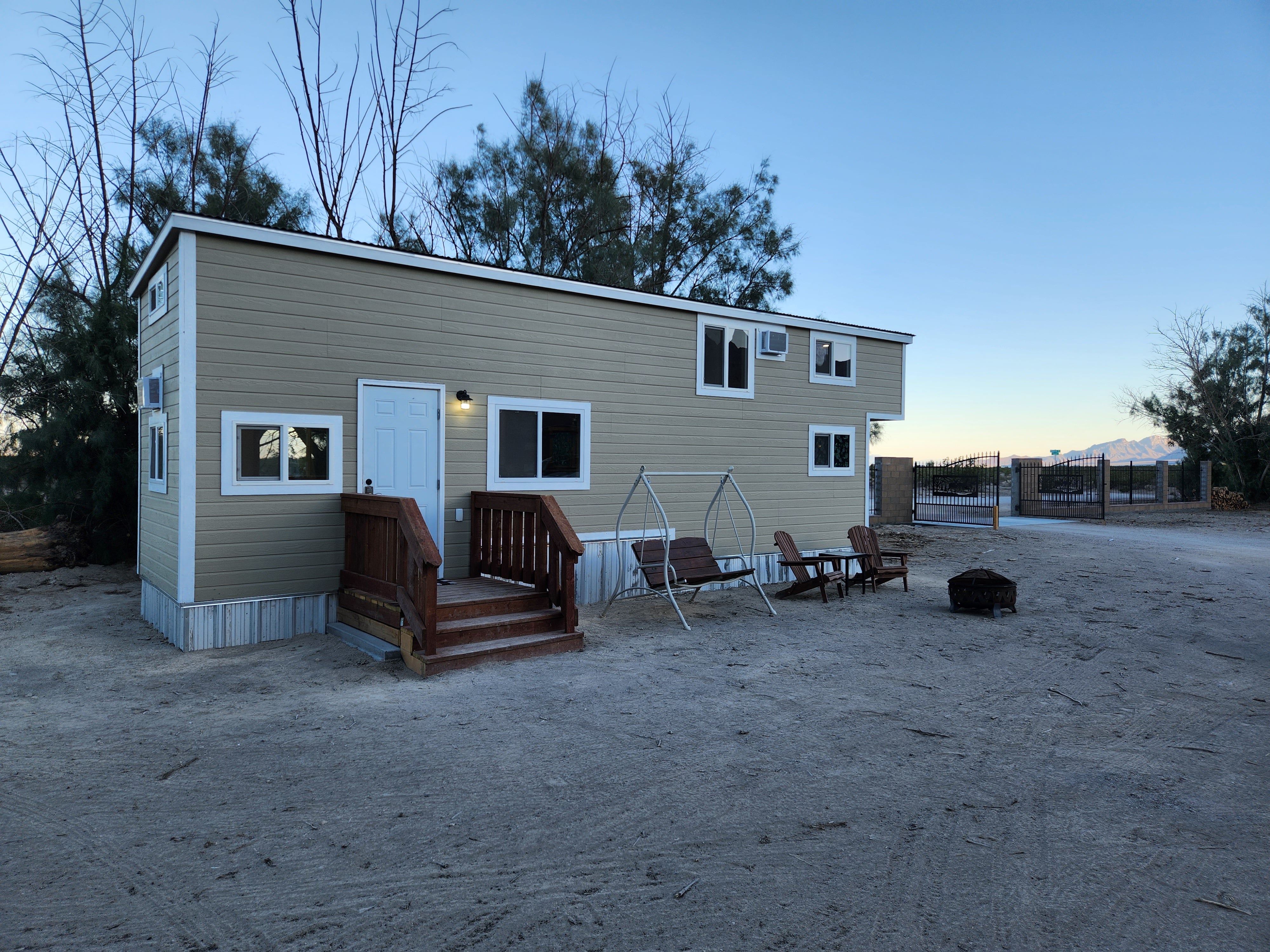 Tiny Home, close to Death Valley