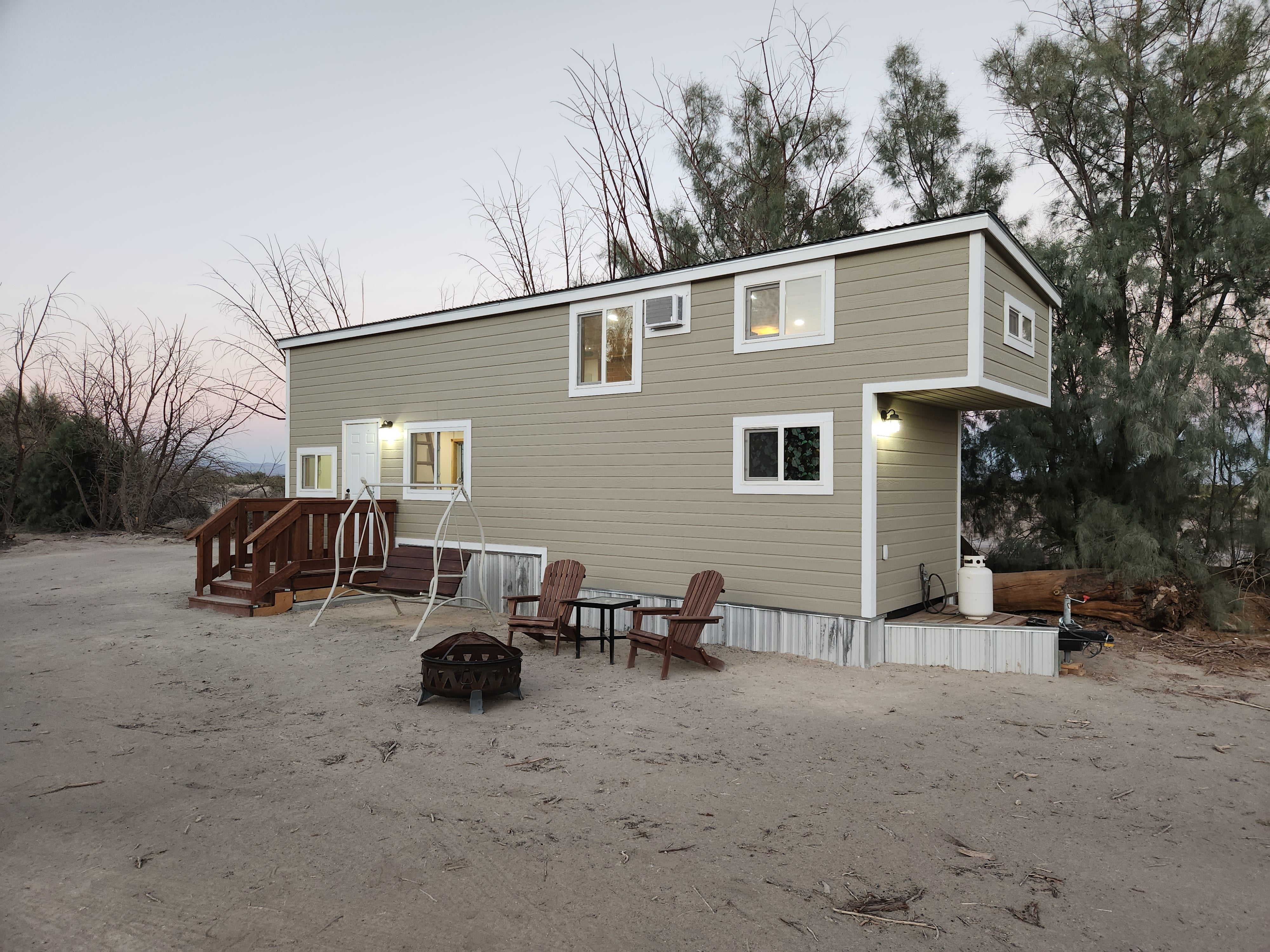 Tiny Home, close to Death Valley