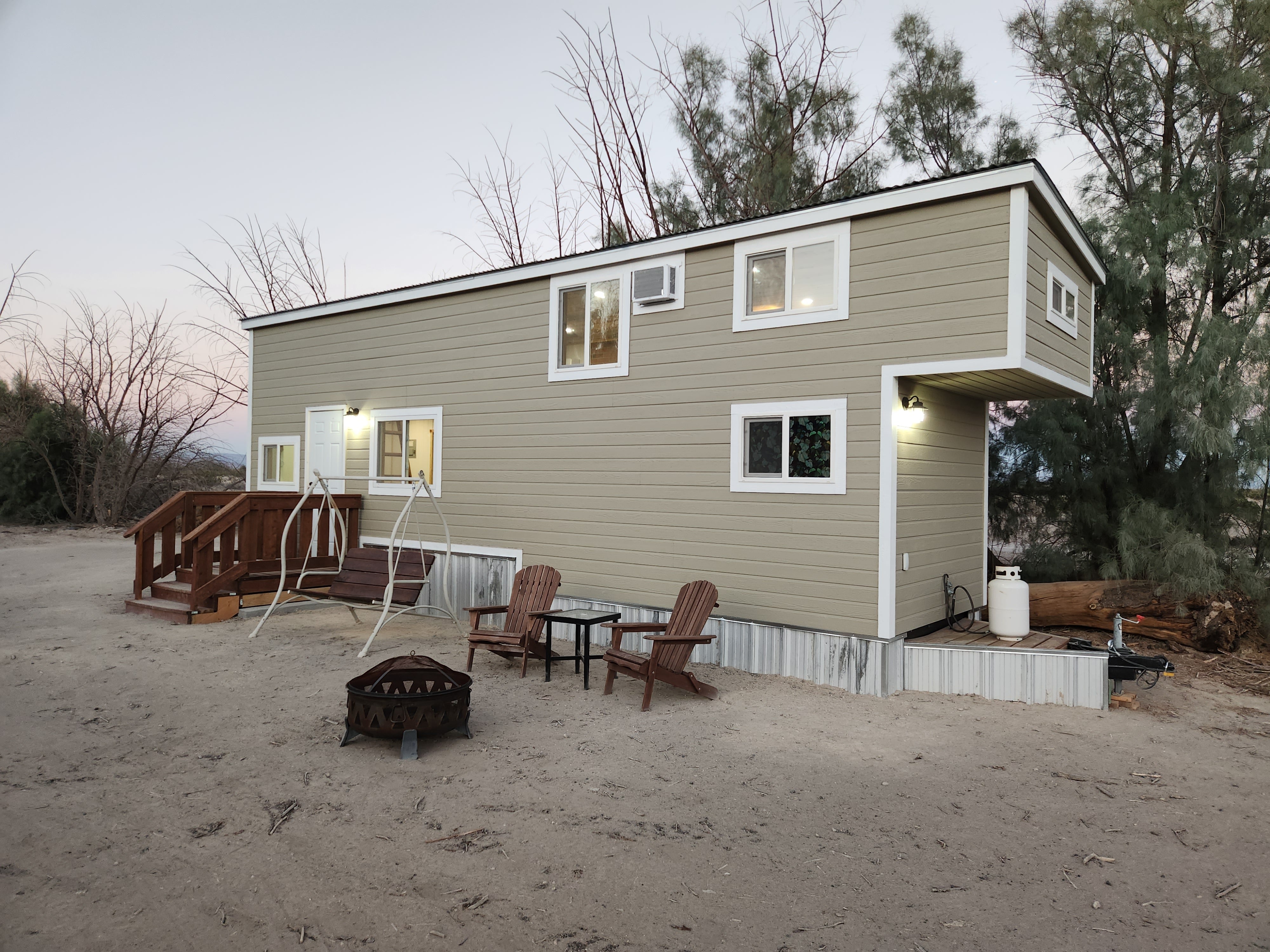 Tiny Home, close to Death Valley