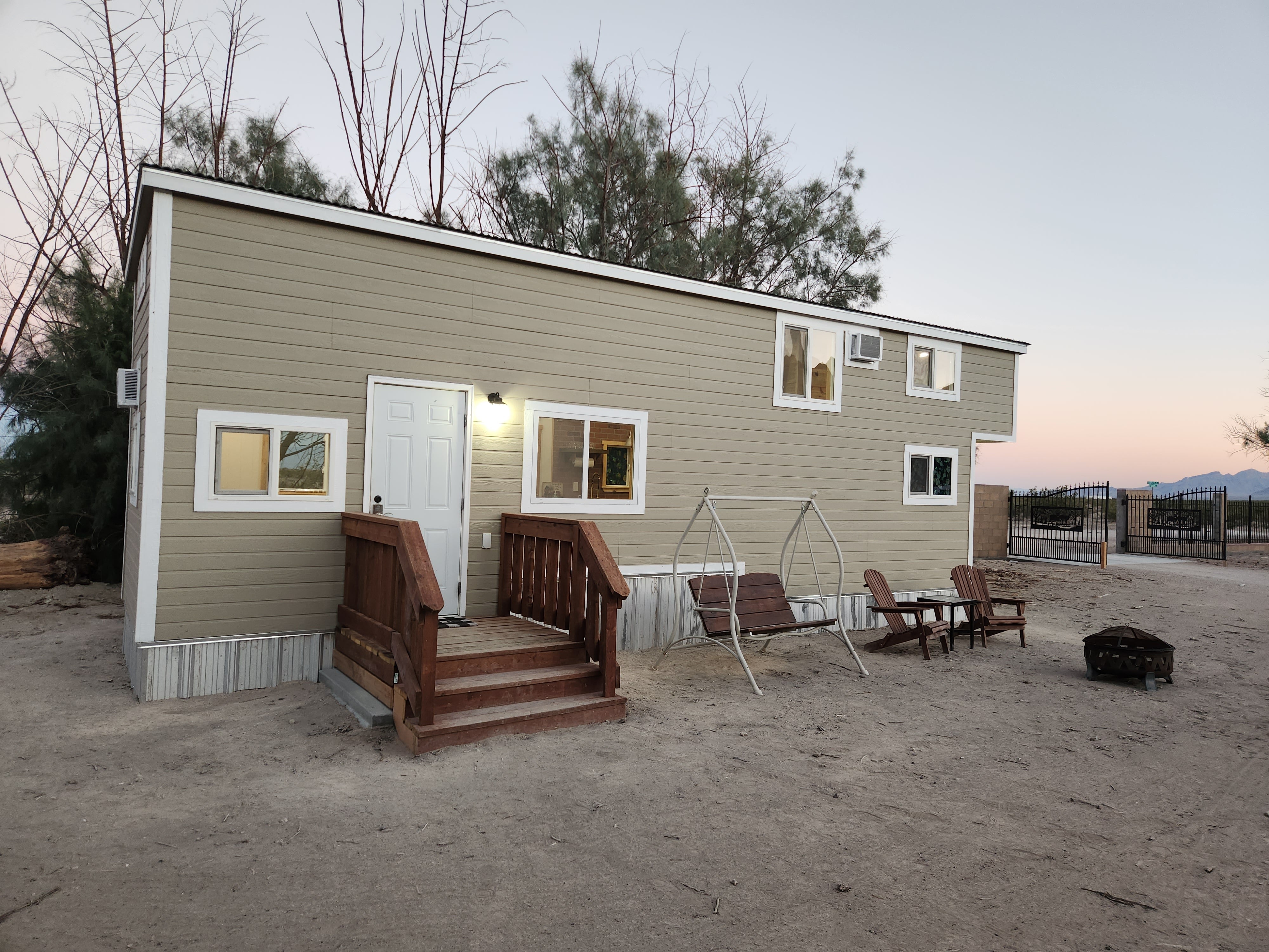 Tiny Home, close to Death Valley